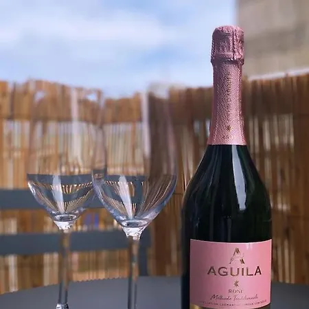 A Valery En Caux - 150m - Parking Prive